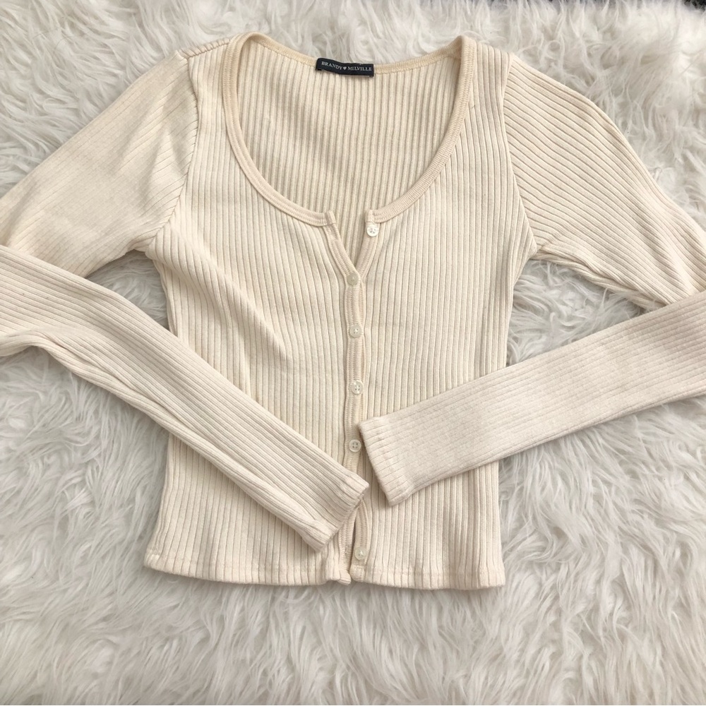 Brandy Melville ribbed long sleeve top with buttons button down cream white cute